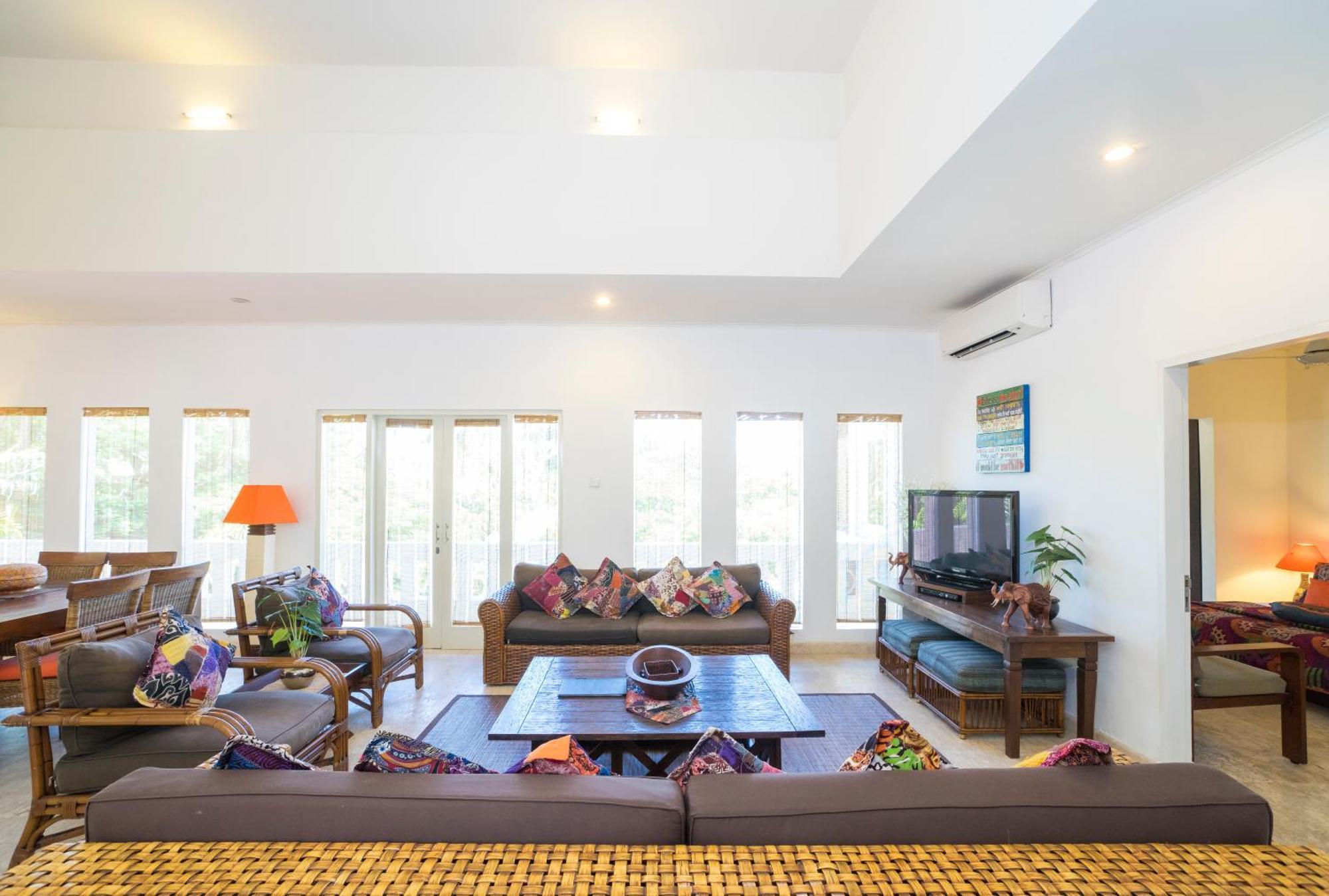 Beach Melati Apartments Легиан Экстерьер фото