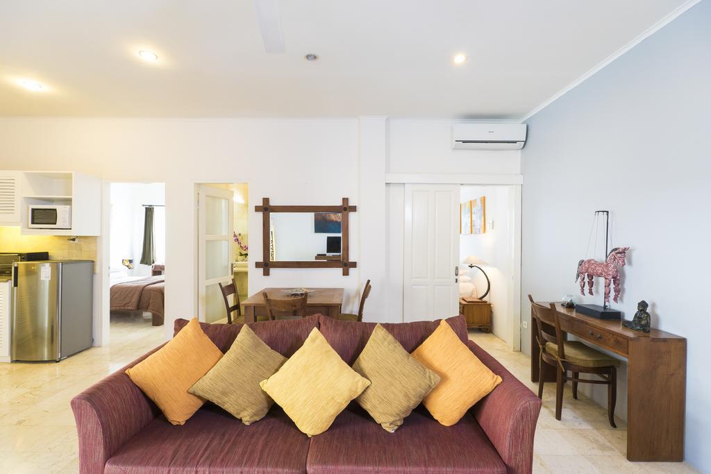 Beach Melati Apartments Легиан Экстерьер фото