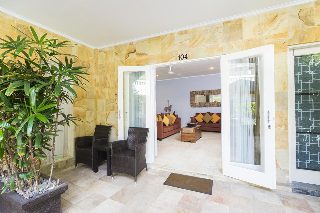 Beach Melati Apartments Легиан Экстерьер фото