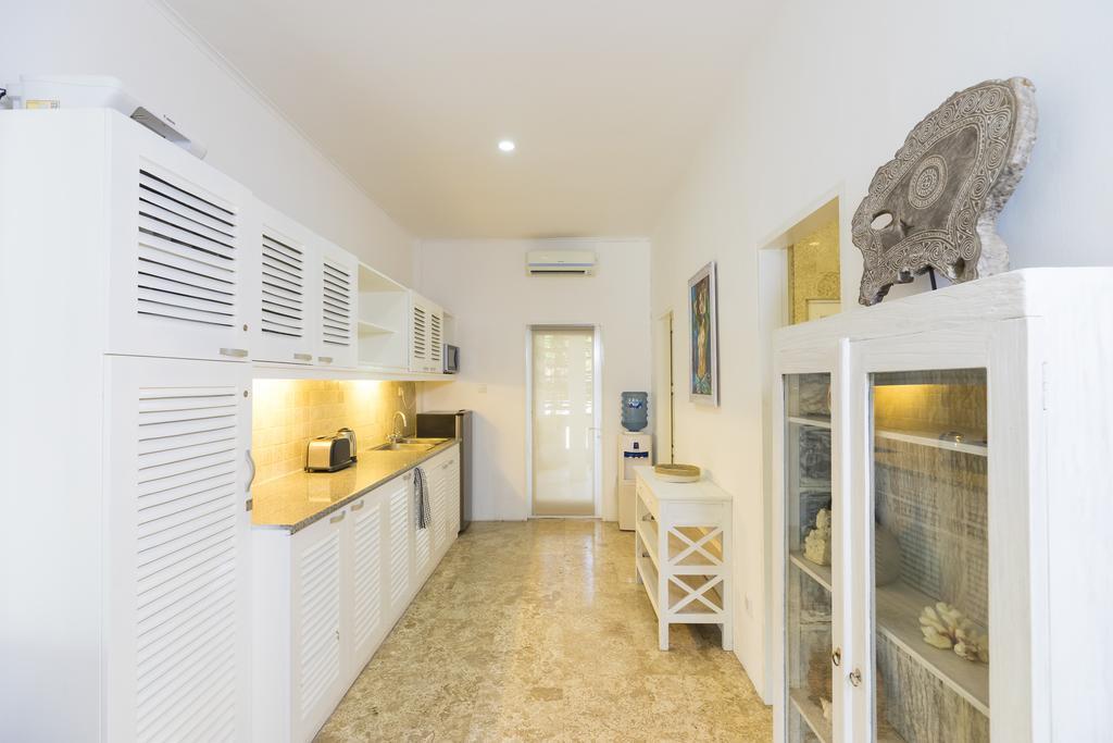 Beach Melati Apartments Легиан Экстерьер фото